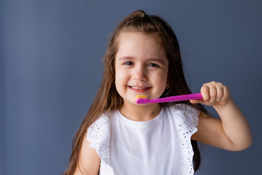 Зубы у ребенка растут в два ряда — что это значит
